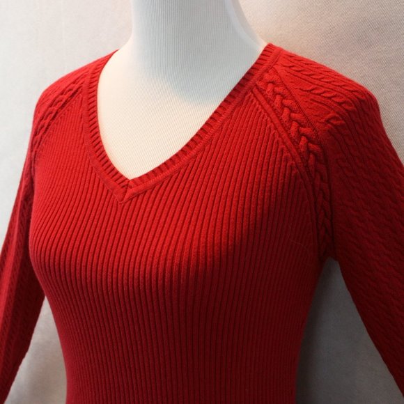 Tommy Hilfiger Sweaters - Tommy Hilfiger Ribbed Red Cotton V-Neck Cable Sleeve Pullover Sweater SZ M EUC